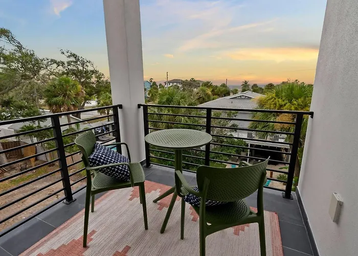 Experience Pool, Gym, Game 10 Beds * Clearwater Beach